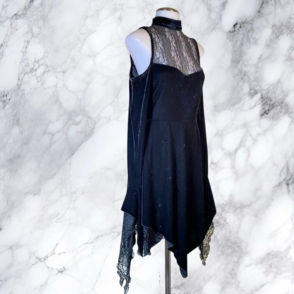 Killstar Moonstera Velvet Dress - Picture 11 of 12